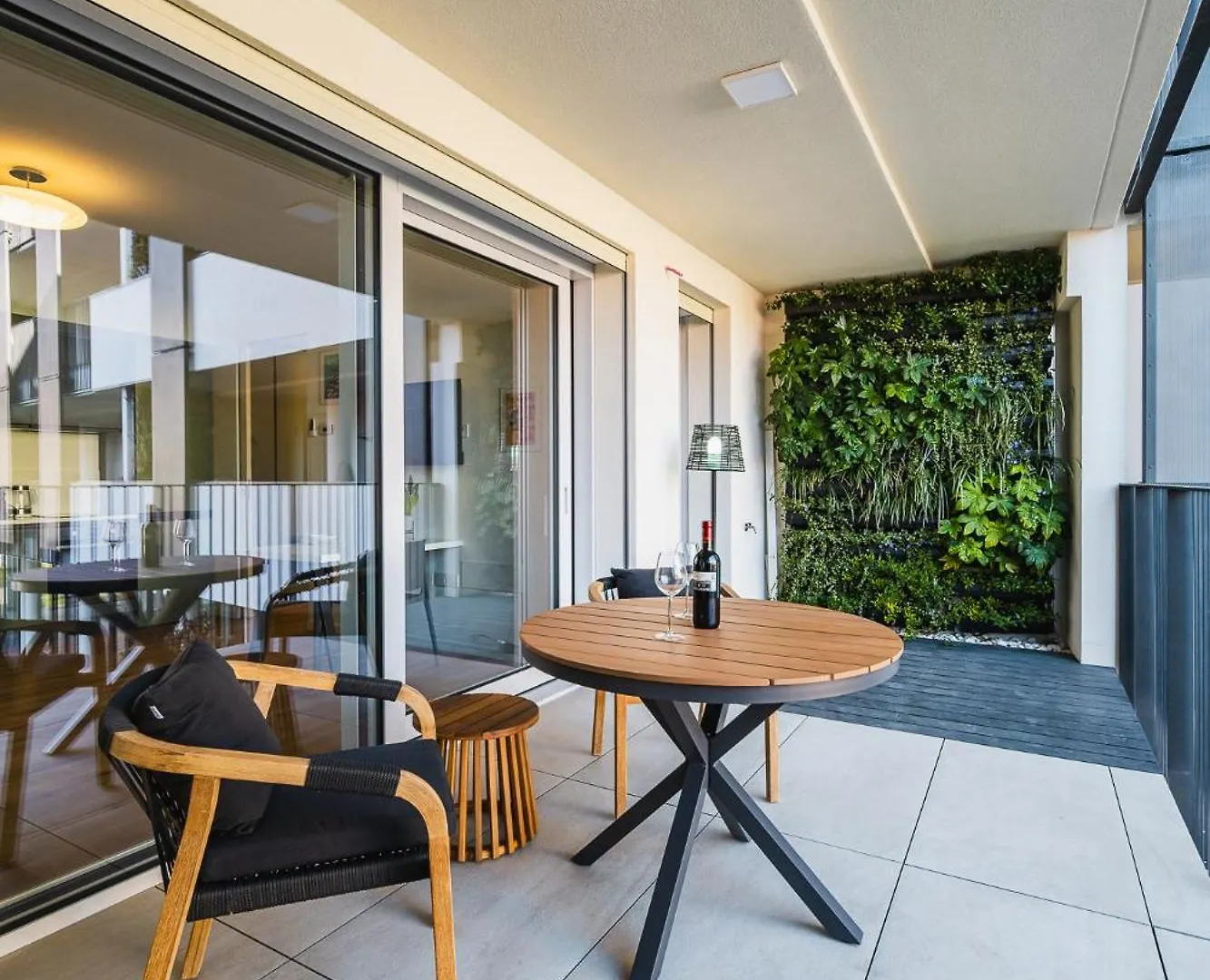 Navigli Cozy Design Studio With Balcony Milano Daire