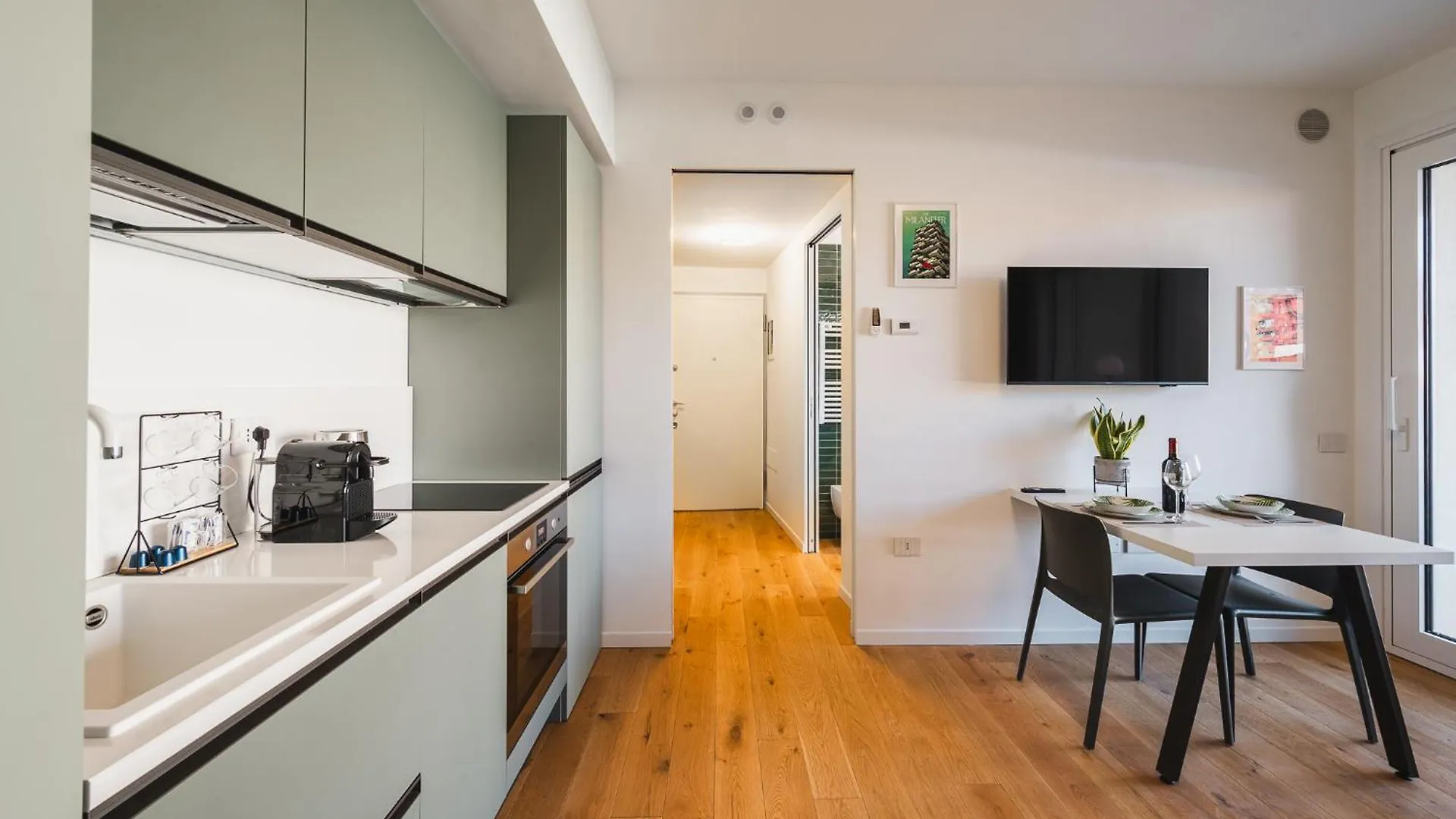 Daire Navigli Cozy Design Studio With Balcony Milano